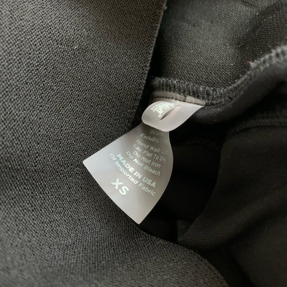 bombshell sportswear - Picture 3 of 5